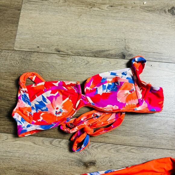 L*Space Sandy Bikini Bottom in Super Bloom bikini no wire woman’s large - Picture 5 of 11